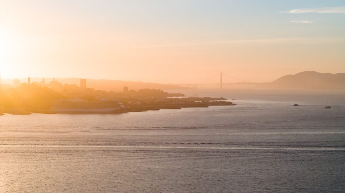 Golden Gate bridge views from Treasure Island