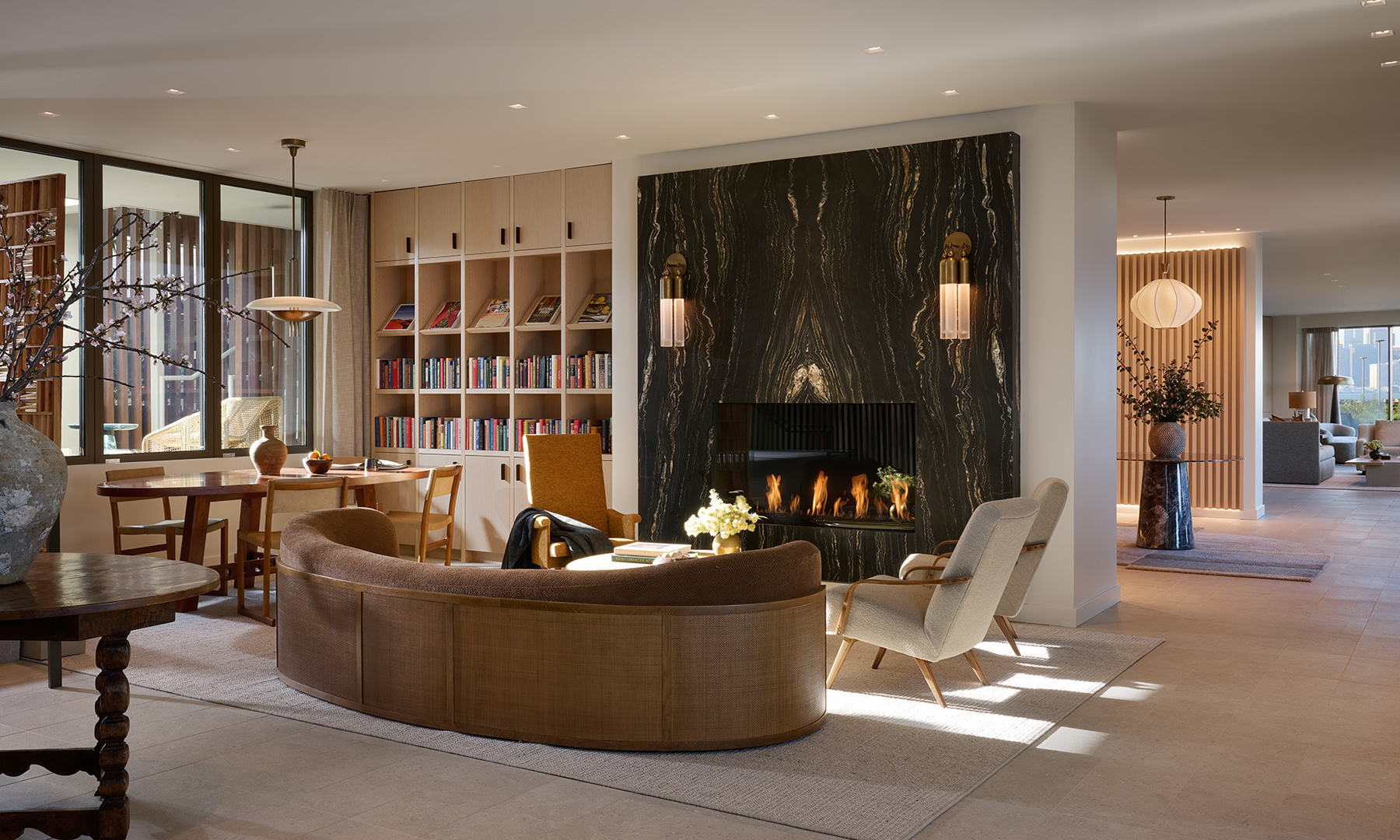 Amenities_Gallery_Library